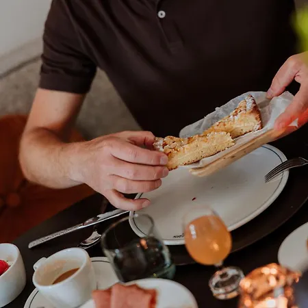 Bed & Breakfast Het Notarishuis - Authentiek Nabij Maastricht Voeren